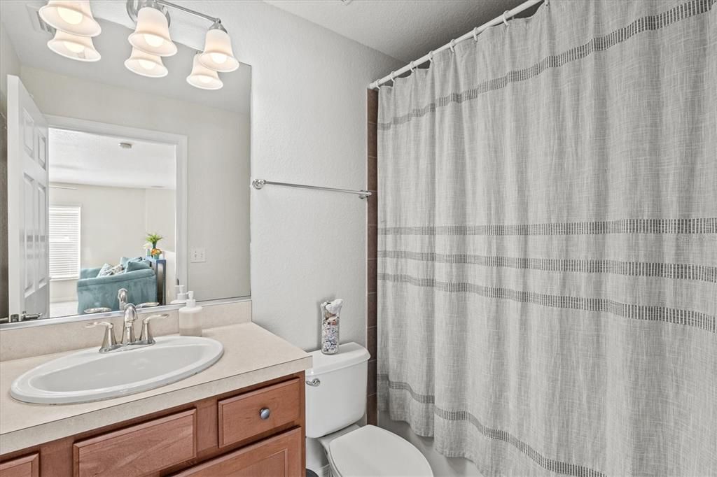Active With Contract: $425,000 (3 beds, 2 baths, 1834 Square Feet)