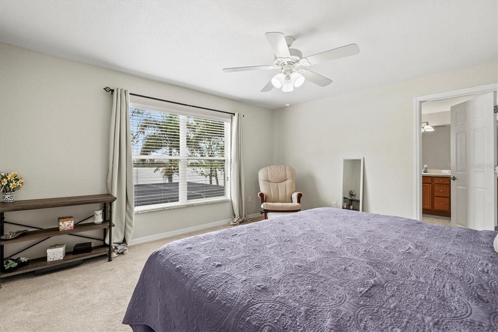 Active With Contract: $425,000 (3 beds, 2 baths, 1834 Square Feet)