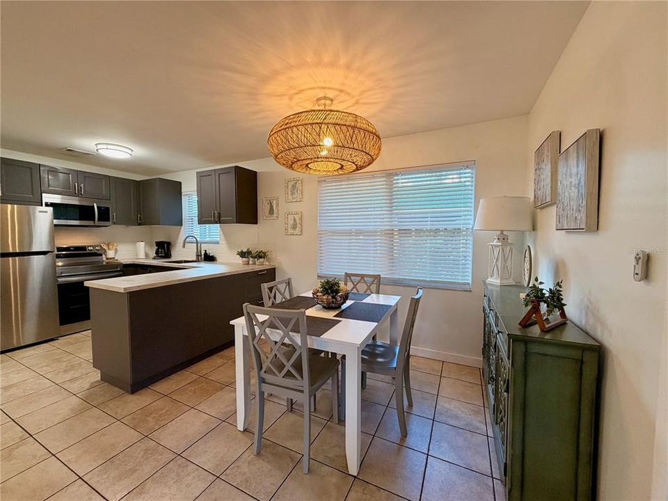 En Venta: $184,900 (2 camas, 1 baños, 672 Pies cuadrados)