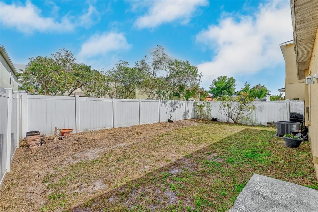 For Sale: $300,000 (3 beds, 2 baths, 1290 Square Feet)