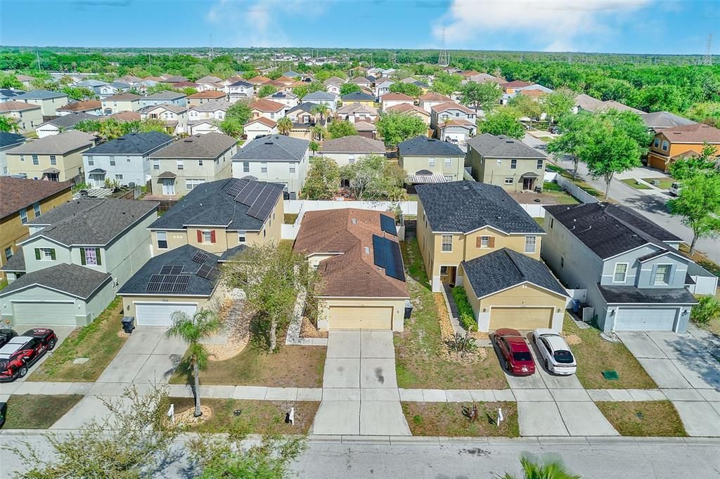 For Sale: $300,000 (3 beds, 2 baths, 1290 Square Feet)