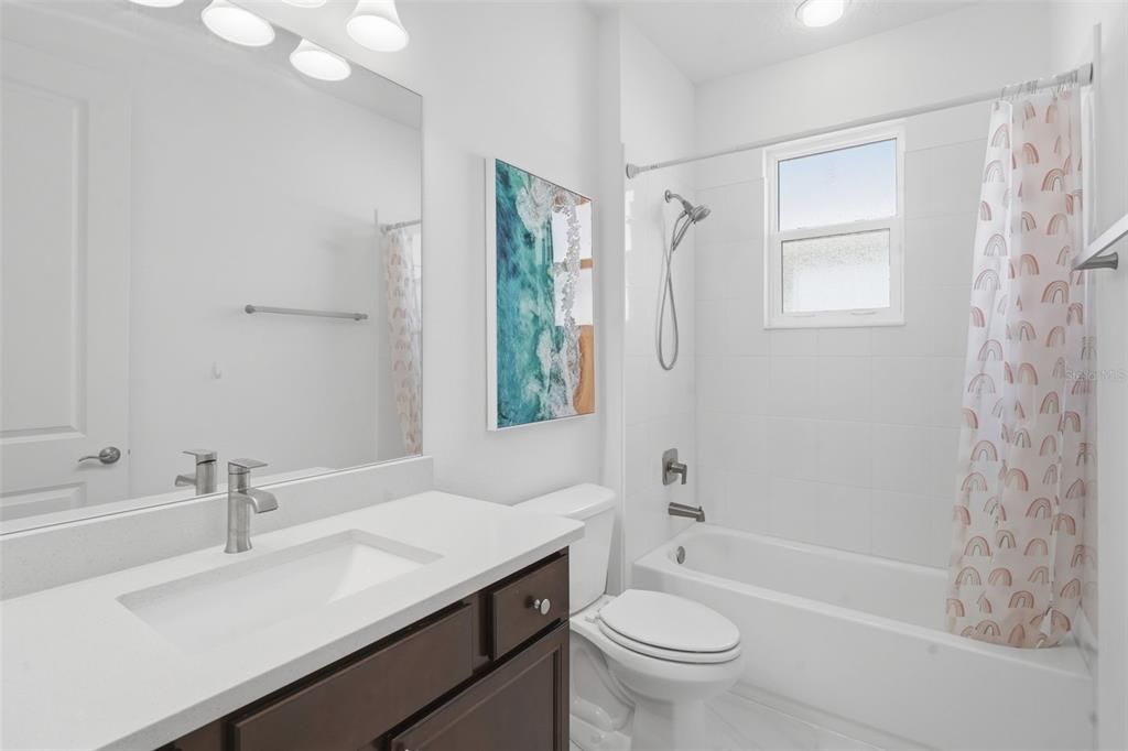 Active With Contract: $525,000 (3 beds, 3 baths, 2356 Square Feet)