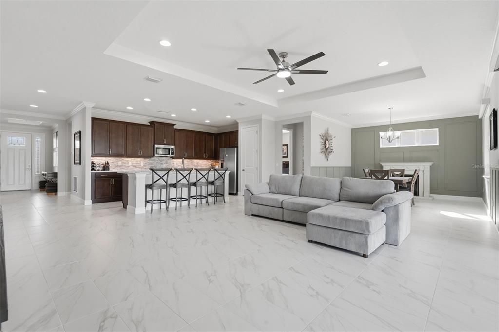 Active With Contract: $525,000 (3 beds, 3 baths, 2356 Square Feet)