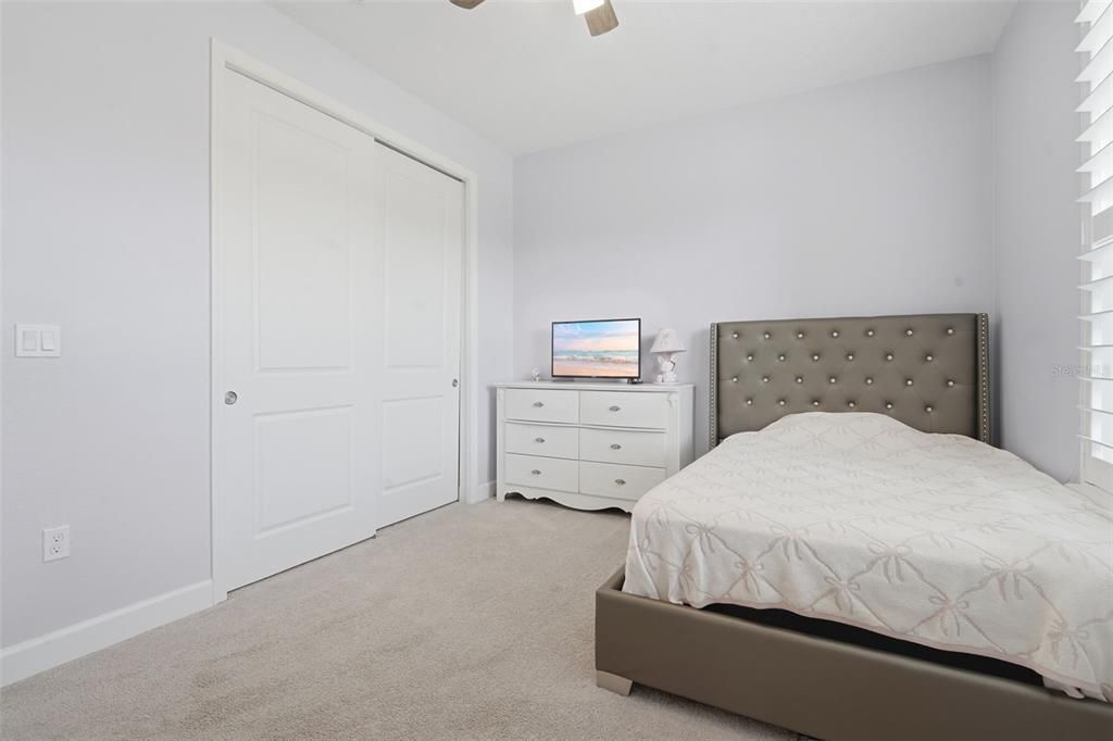 Active With Contract: $525,000 (3 beds, 3 baths, 2356 Square Feet)