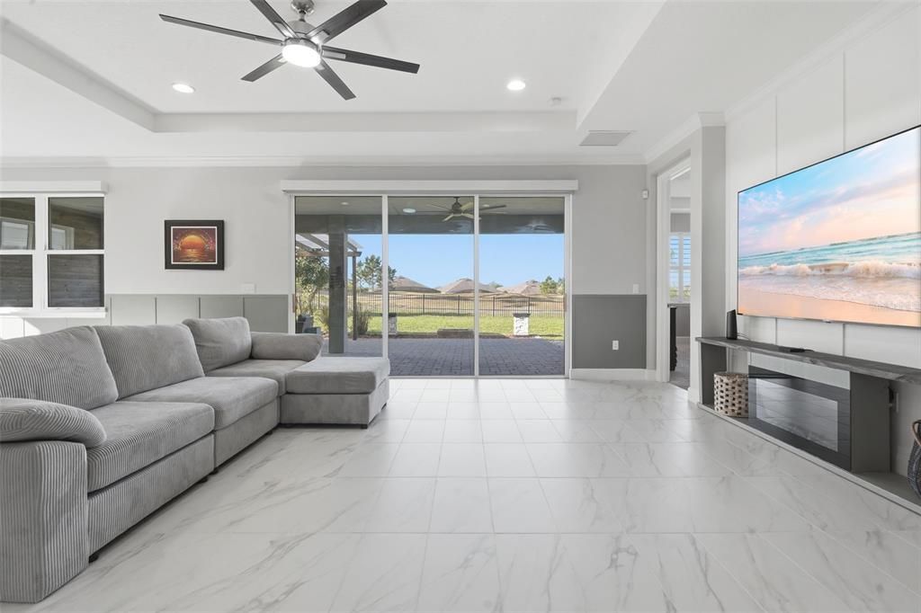 Active With Contract: $525,000 (3 beds, 3 baths, 2356 Square Feet)