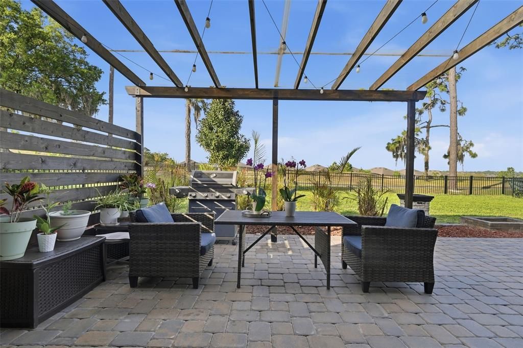 Active With Contract: $525,000 (3 beds, 3 baths, 2356 Square Feet)