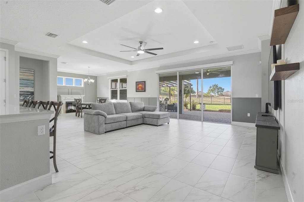 Active With Contract: $525,000 (3 beds, 3 baths, 2356 Square Feet)