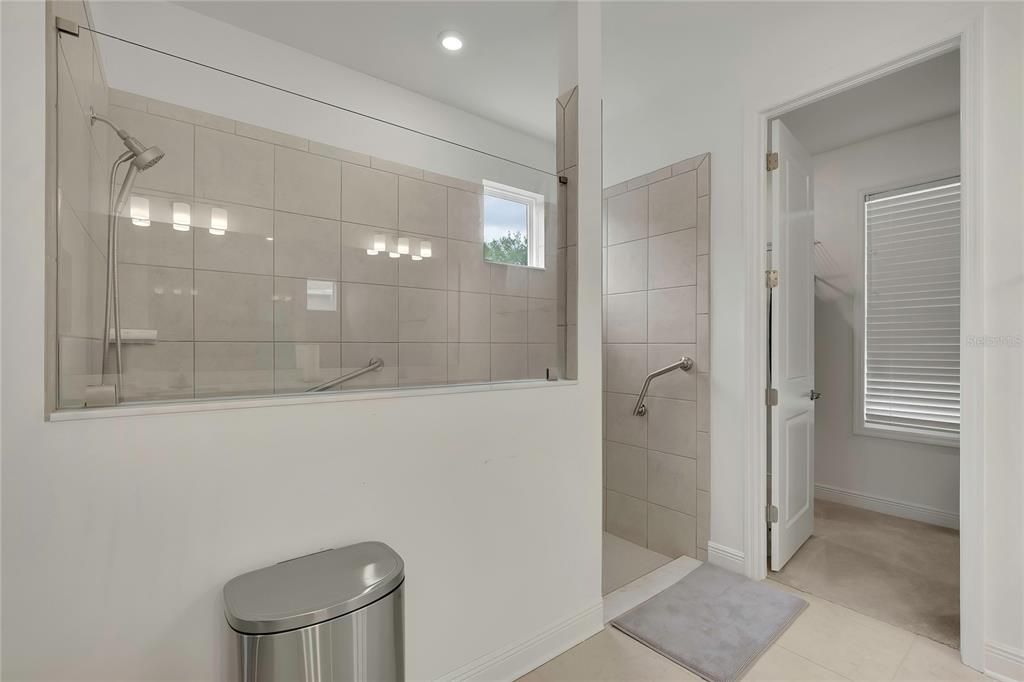 For Sale: $459,900 (3 beds, 2 baths, 2342 Square Feet)