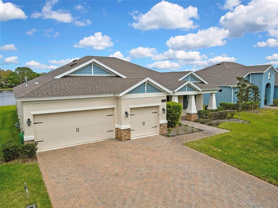 For Sale: $459,900 (3 beds, 2 baths, 2342 Square Feet)