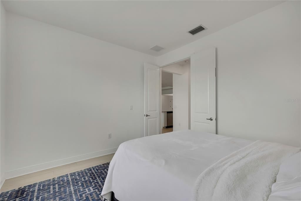 For Sale: $459,900 (3 beds, 2 baths, 2342 Square Feet)
