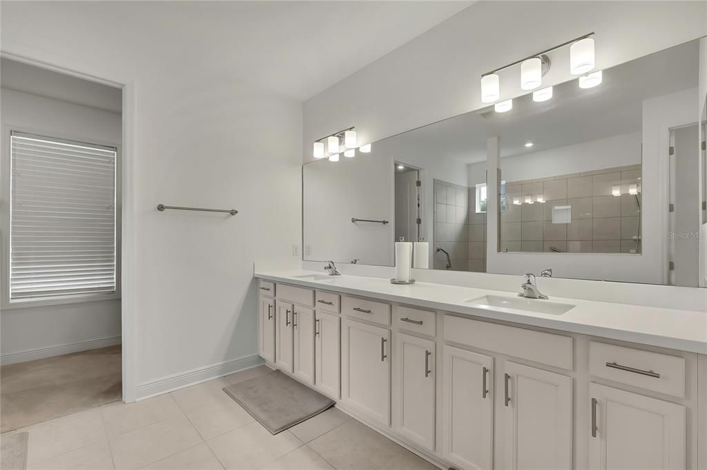 For Sale: $459,900 (3 beds, 2 baths, 2342 Square Feet)