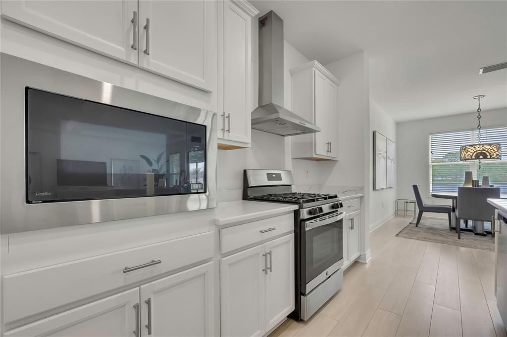 For Sale: $459,900 (3 beds, 2 baths, 2342 Square Feet)