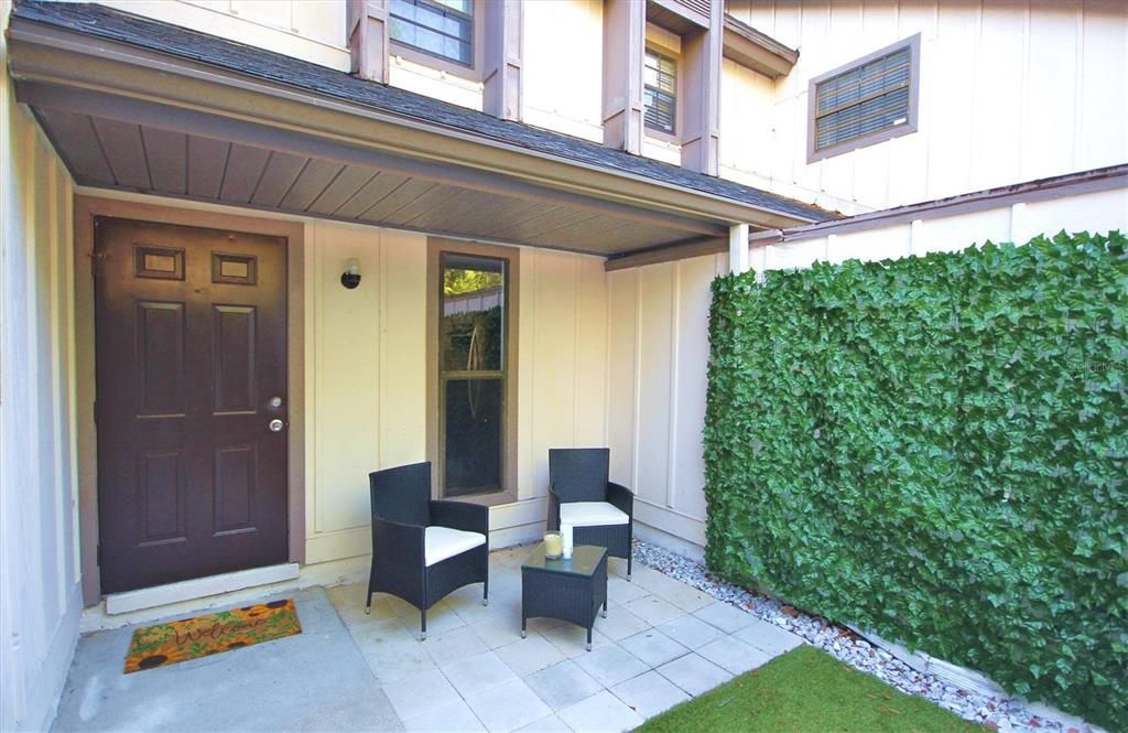 For Sale: $160,000 (3 beds, 2 baths, 1290 Square Feet)