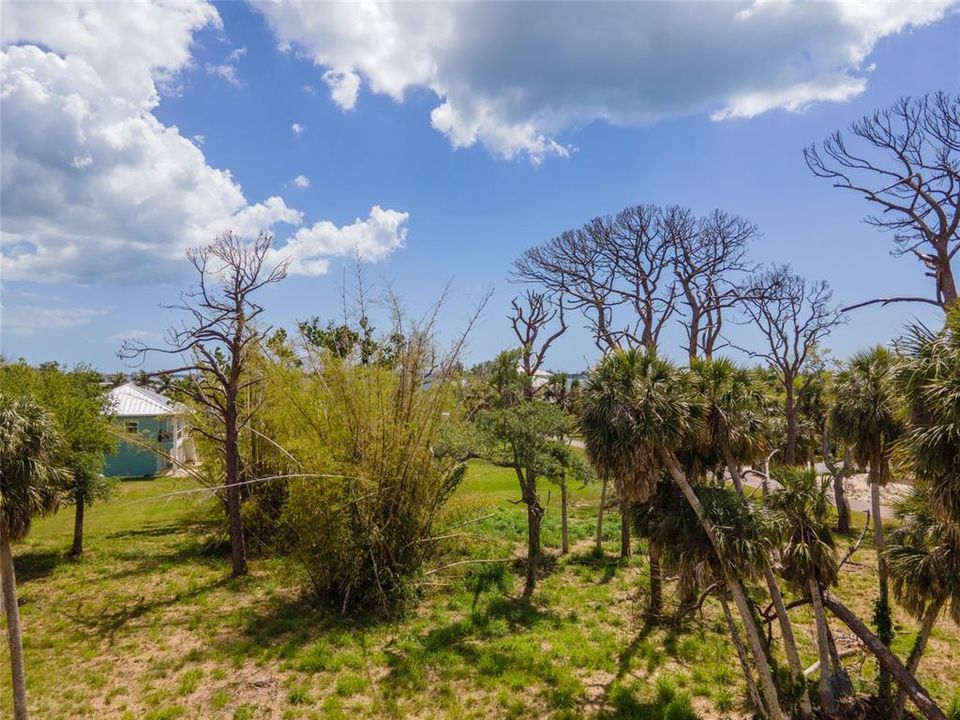 En Venta: $325,000 (1.31 acres)