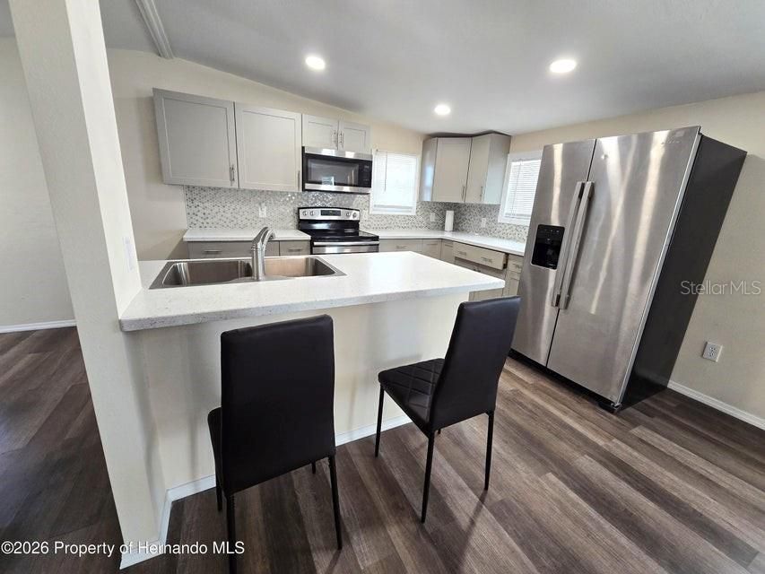 For Sale: $139,000 (3 beds, 2 baths, 960 Square Feet)