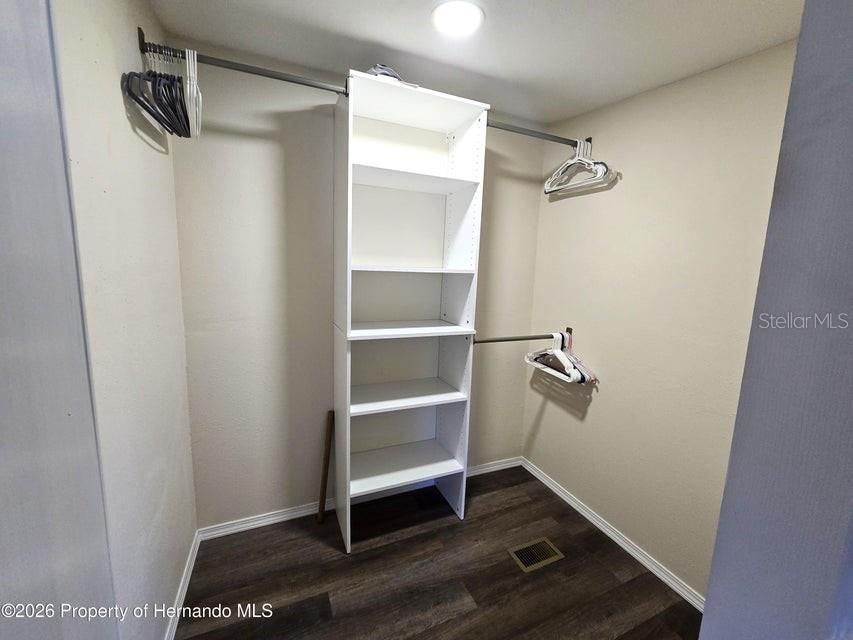 For Sale: $139,000 (3 beds, 2 baths, 960 Square Feet)