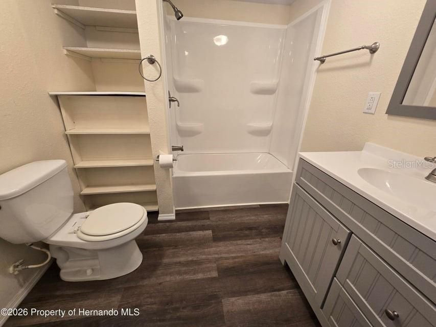 For Sale: $139,000 (3 beds, 2 baths, 960 Square Feet)