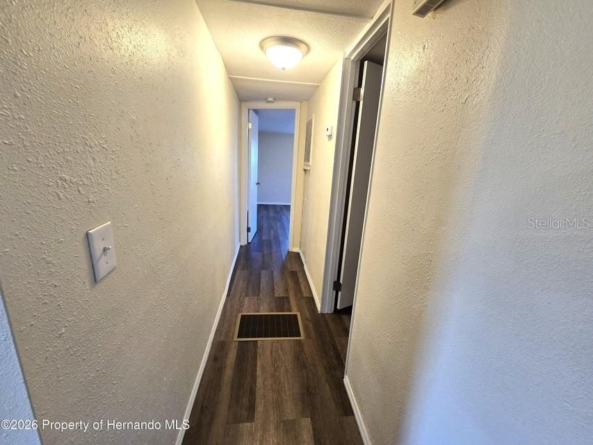 For Sale: $139,000 (3 beds, 2 baths, 960 Square Feet)