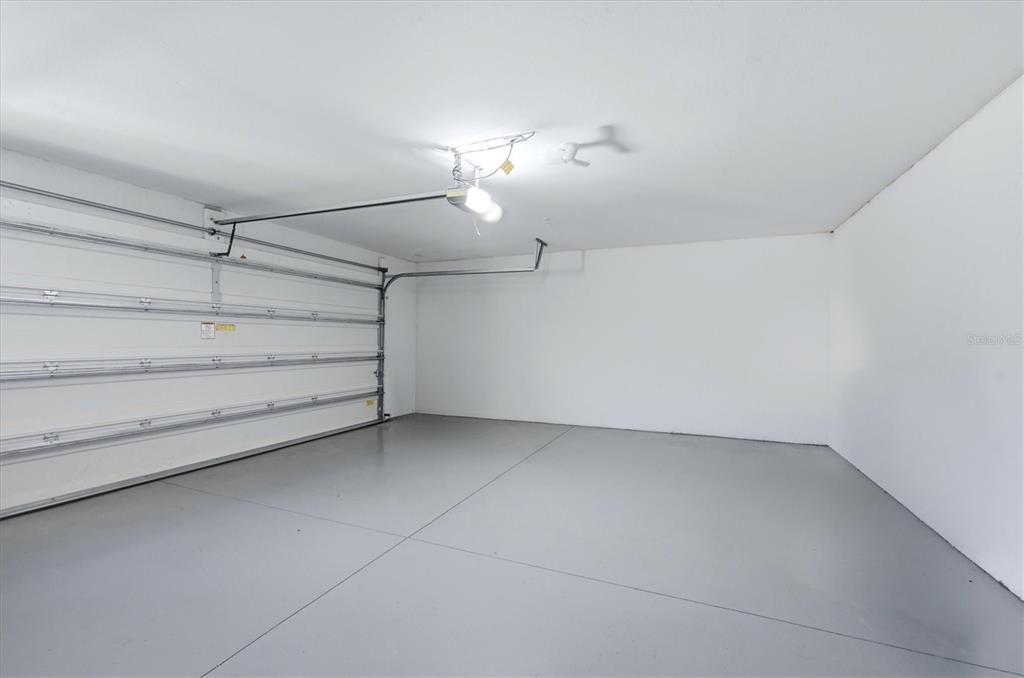 На продажу: $379,900 (2 спален, 2 ванн, 1574 Квадратных фут)