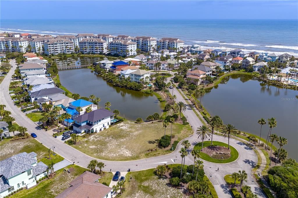 待售: $425,000 (0.24 acres)