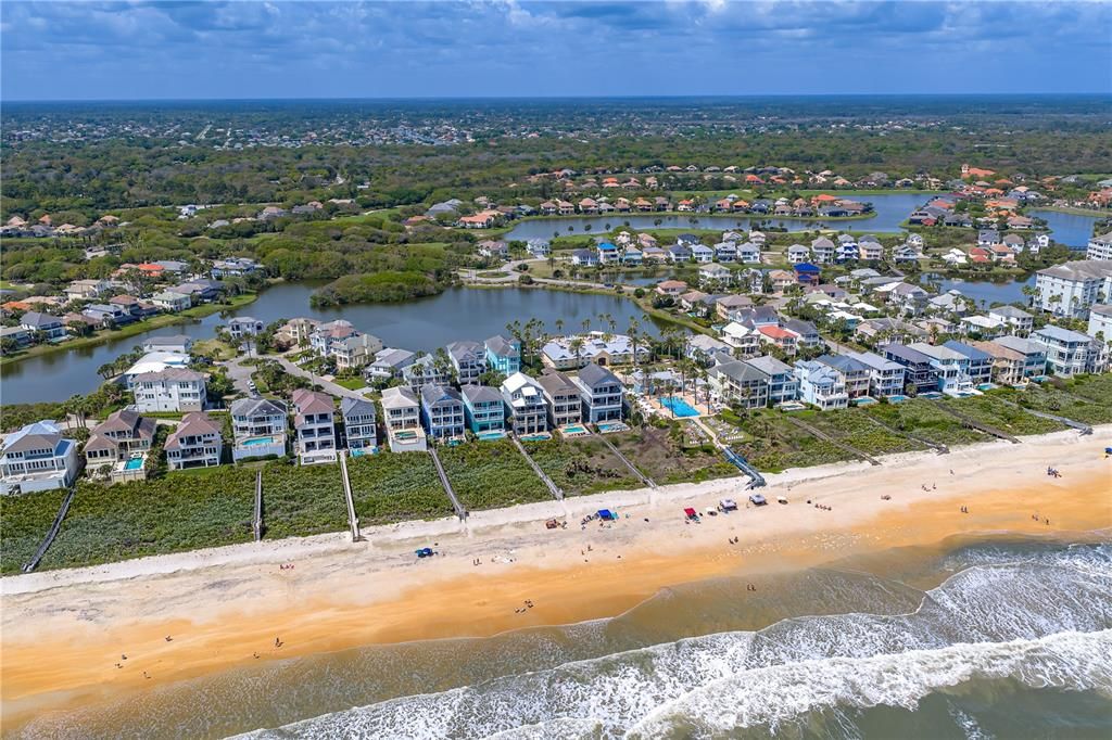 待售: $425,000 (0.24 acres)