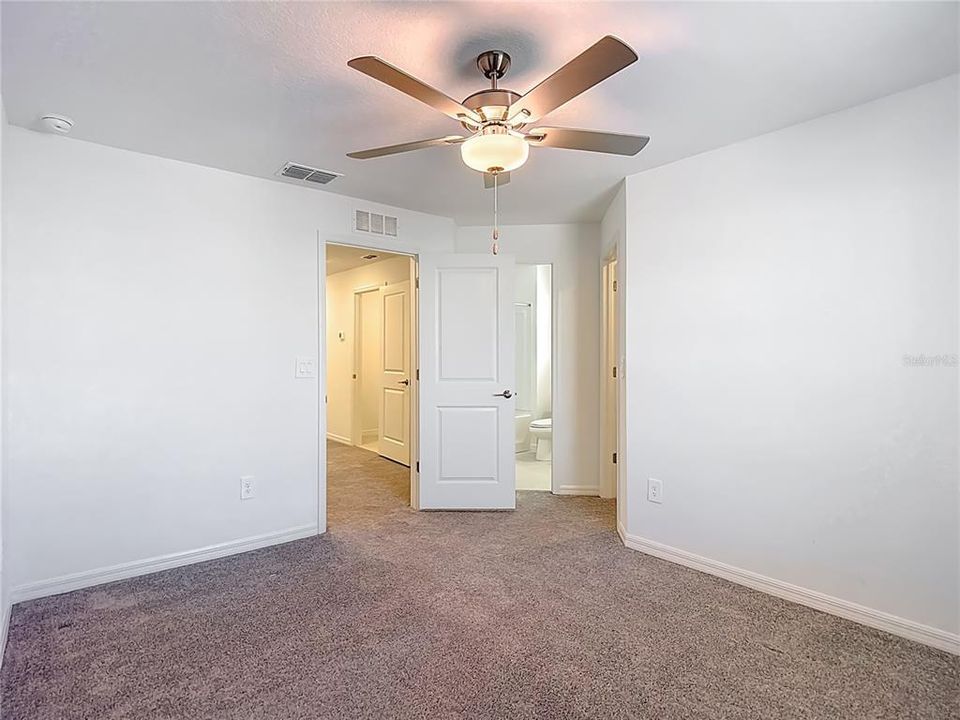 For Rent: $1,995 (2 beds, 2 baths, 1541 Square Feet)