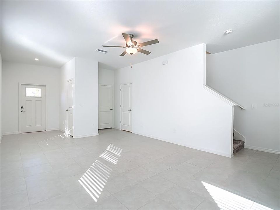 For Rent: $1,995 (2 beds, 2 baths, 1541 Square Feet)