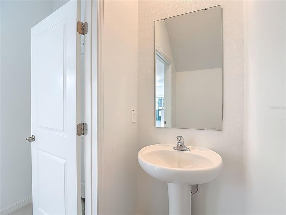 For Rent: $1,995 (2 beds, 2 baths, 1541 Square Feet)