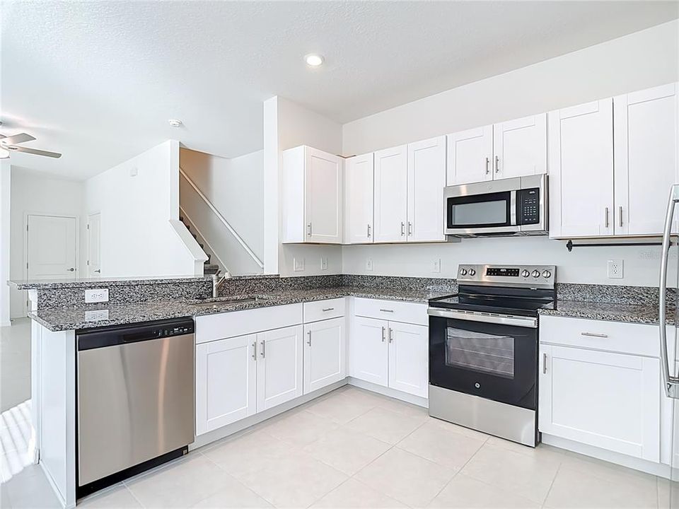 For Rent: $1,995 (2 beds, 2 baths, 1541 Square Feet)