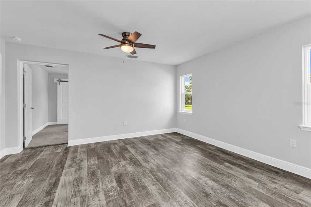 待售: $599,999 (6 贝兹, 0 浴室, 2688 平方英尺)