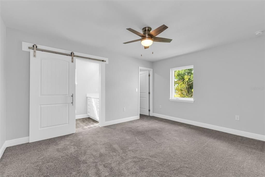 待售: $599,999 (6 贝兹, 0 浴室, 2688 平方英尺)