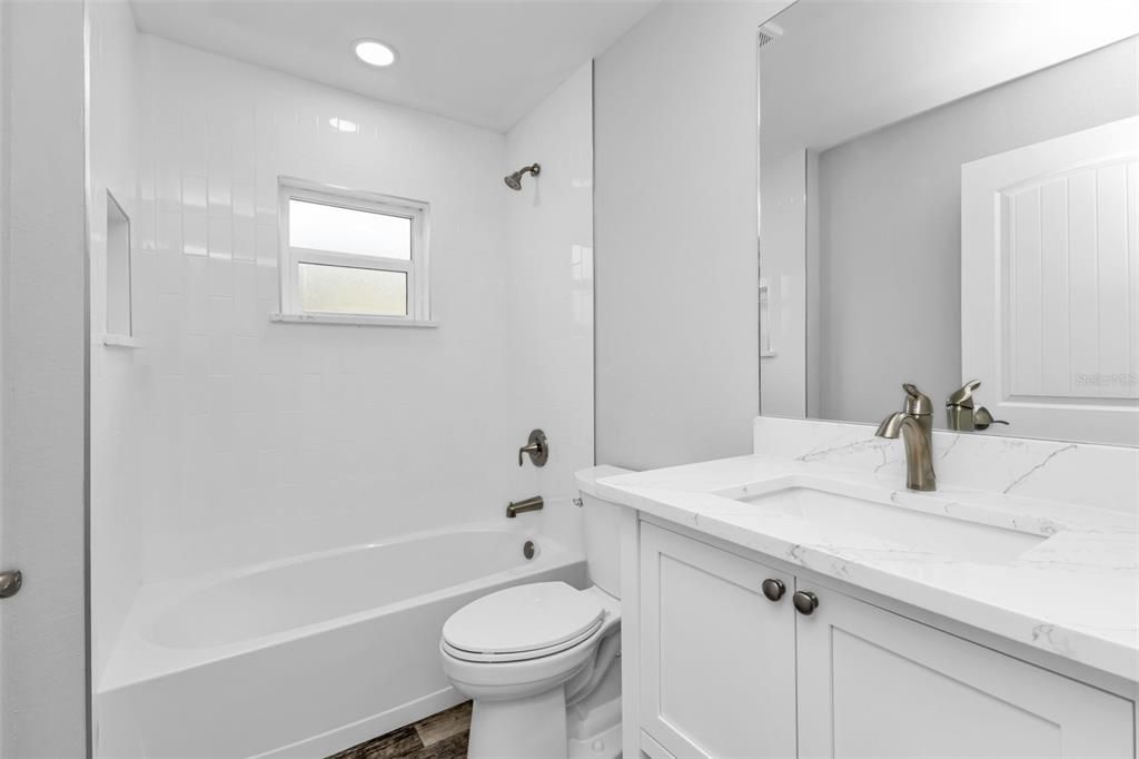 待售: $599,999 (6 贝兹, 0 浴室, 2688 平方英尺)