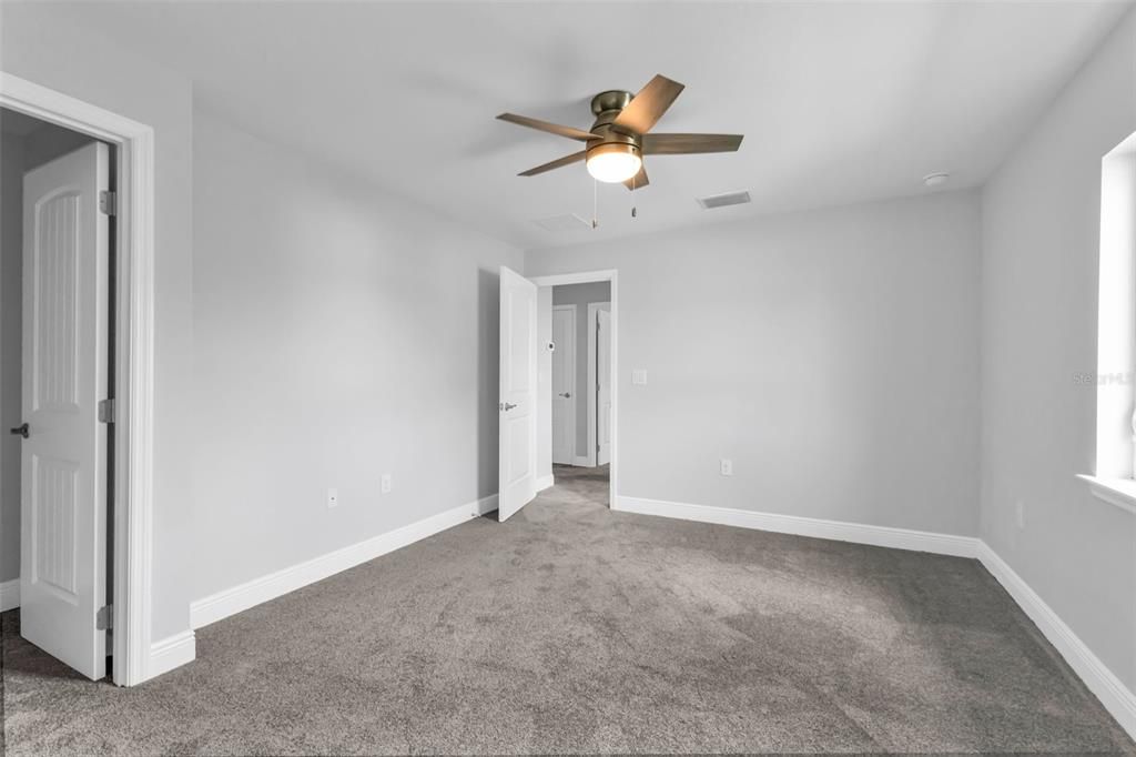 待售: $599,999 (6 贝兹, 0 浴室, 2688 平方英尺)