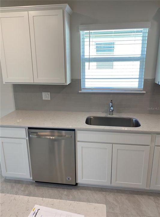 Active With Contract: $2,595 (4 beds, 2 baths, 1850 Square Feet)