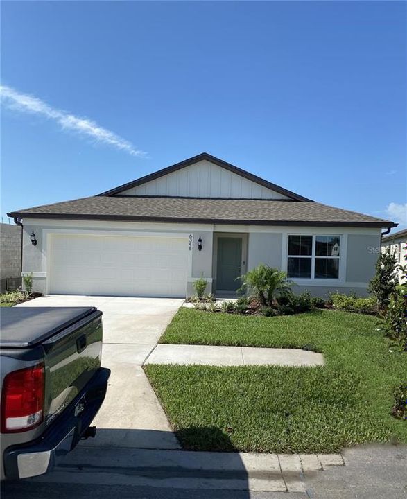 Active With Contract: $2,595 (4 beds, 2 baths, 1850 Square Feet)