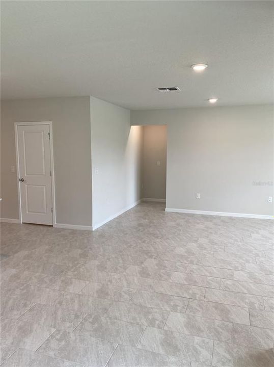 Active With Contract: $2,595 (4 beds, 2 baths, 1850 Square Feet)