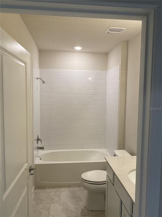 Active With Contract: $2,595 (4 beds, 2 baths, 1850 Square Feet)