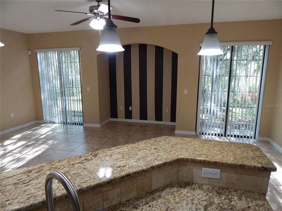 На продажу: $318,000 (3 спален, 2 ванн, 1760 Квадратных фут)