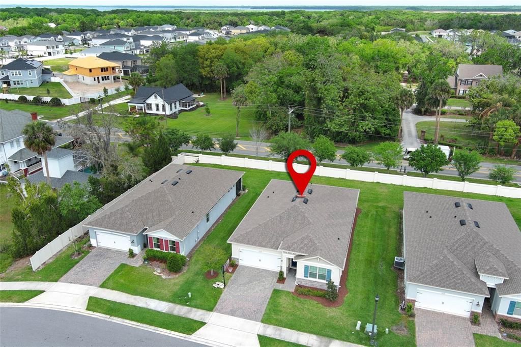 Active With Contract: $399,900 (3 beds, 2 baths, 1821 Square Feet)