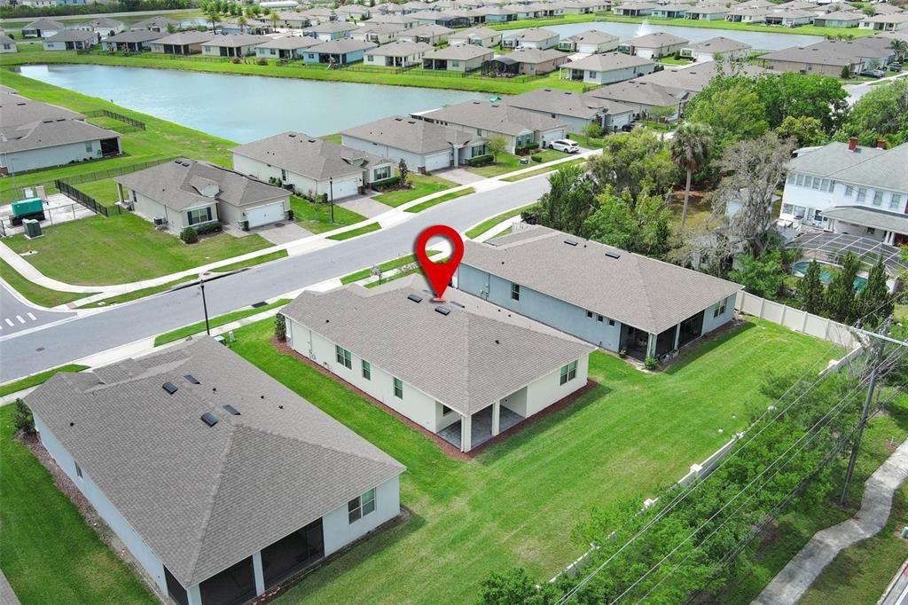 Active With Contract: $399,900 (3 beds, 2 baths, 1821 Square Feet)