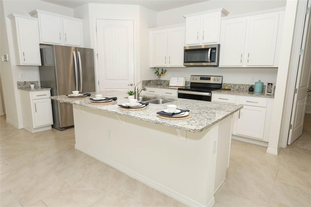 Active With Contract: $399,900 (3 beds, 2 baths, 1821 Square Feet)
