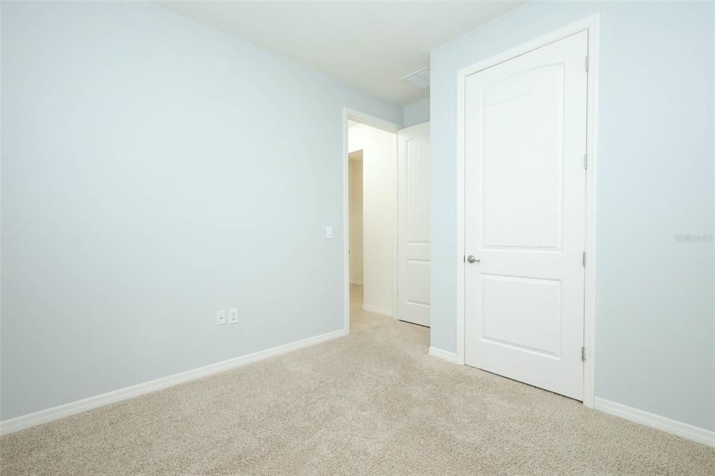 Active With Contract: $399,900 (3 beds, 2 baths, 1821 Square Feet)