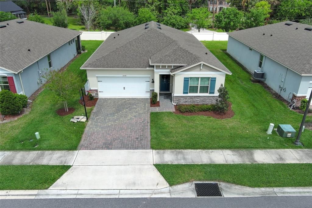 Active With Contract: $399,900 (3 beds, 2 baths, 1821 Square Feet)