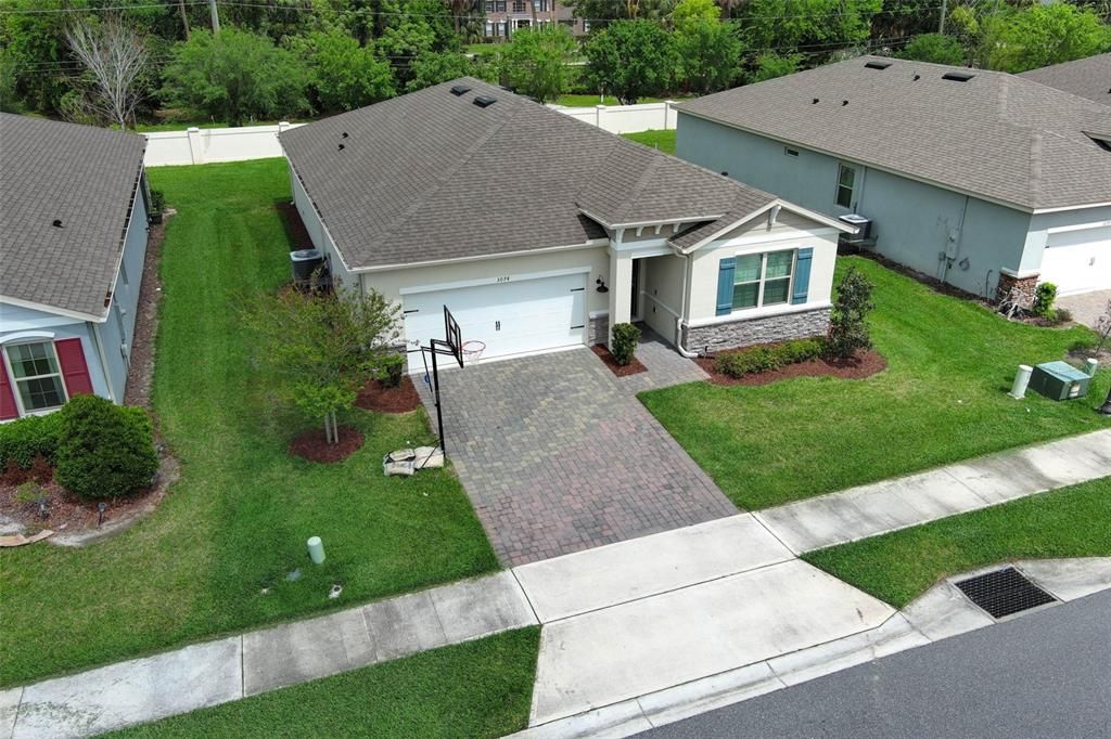 Active With Contract: $399,900 (3 beds, 2 baths, 1821 Square Feet)