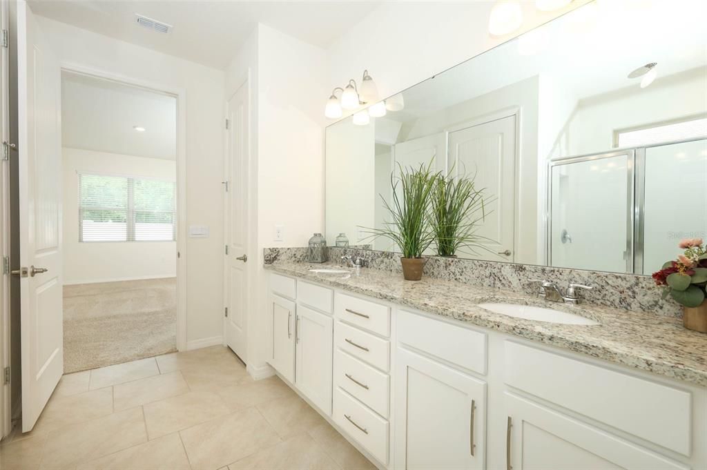 Active With Contract: $399,900 (3 beds, 2 baths, 1821 Square Feet)