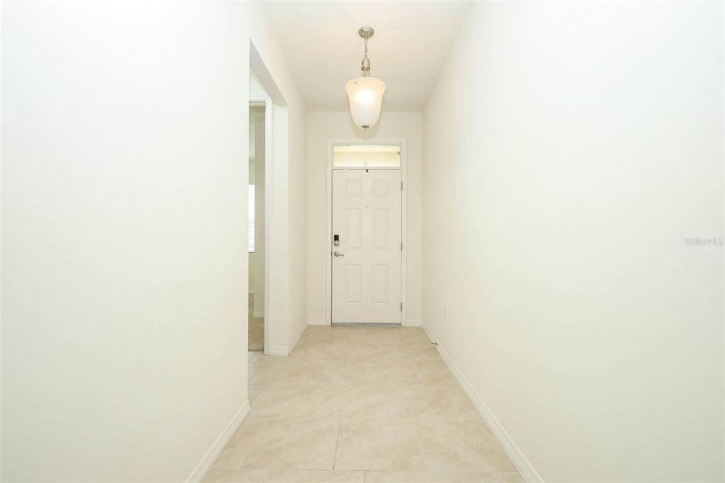 Active With Contract: $399,900 (3 beds, 2 baths, 1821 Square Feet)