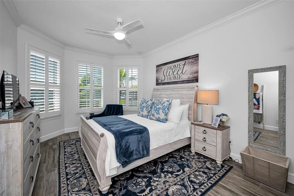 Active With Contract: $735,000 (3 beds, 3 baths, 2313 Square Feet)