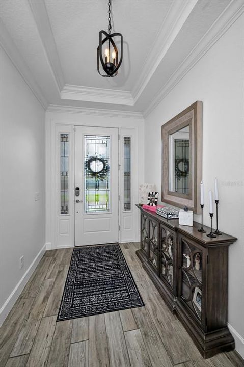 Active With Contract: $735,000 (3 beds, 3 baths, 2313 Square Feet)
