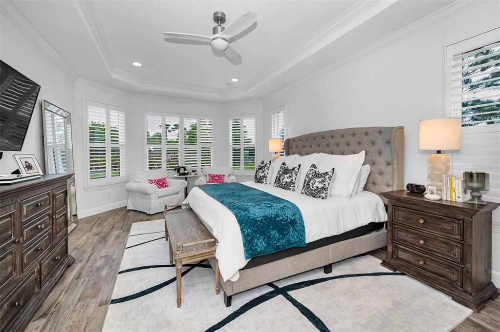 Active With Contract: $735,000 (3 beds, 3 baths, 2313 Square Feet)