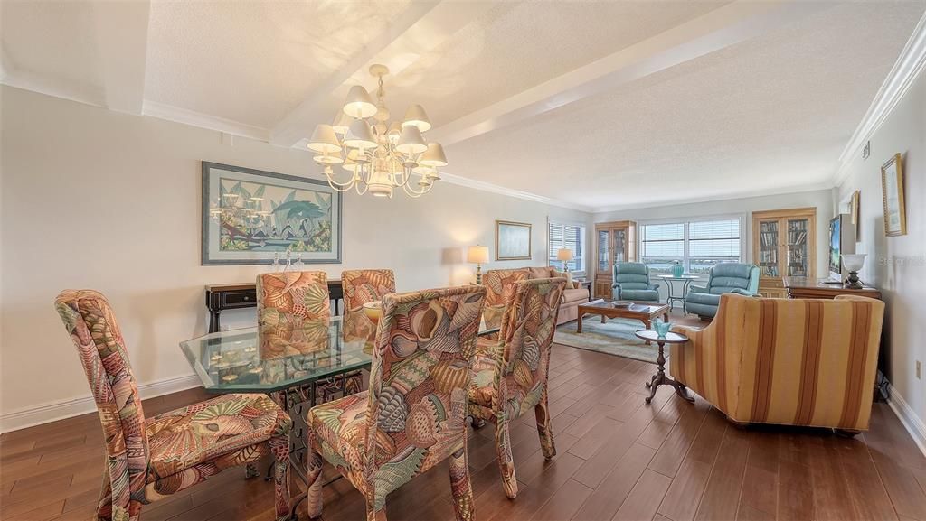 For Rent: $4,000 (2 beds, 2 baths, 1380 Square Feet)